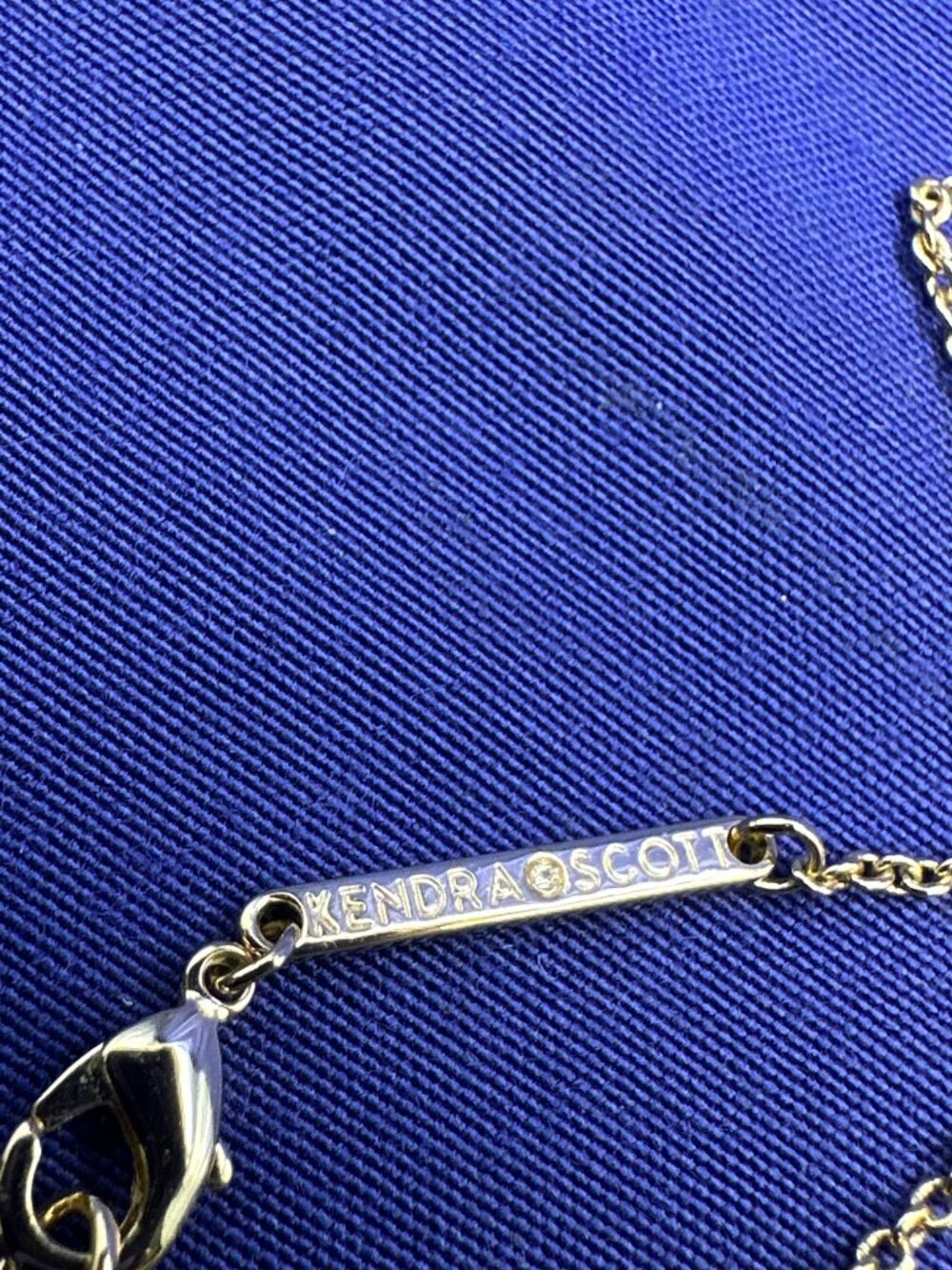 Kendra Scott “Elisa” Gold-Tone Necklace Peridot Illusion Bright Green Crystal - Picture 10 of 10